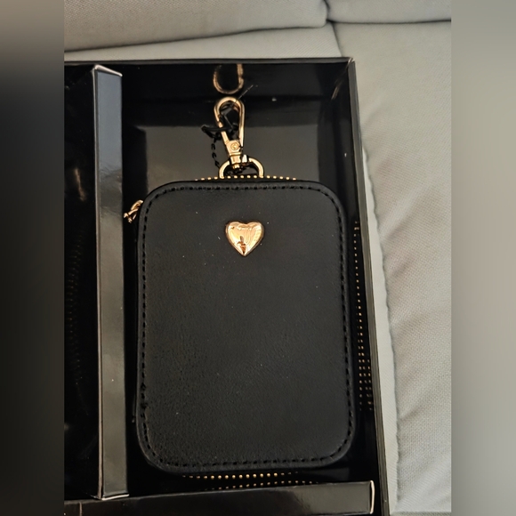 Juicy Couture Black 4 Piece Crossbody Set - Picture 5 of 11